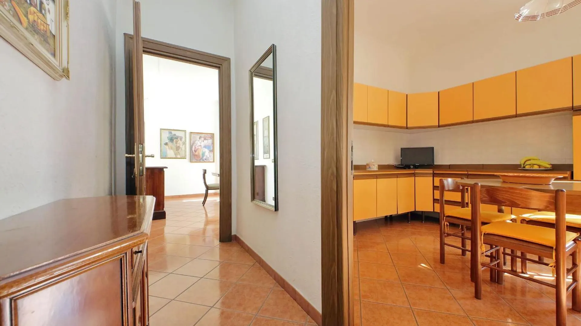 Appartamento Etruria At San Giovanni By Halldis Roma Italia